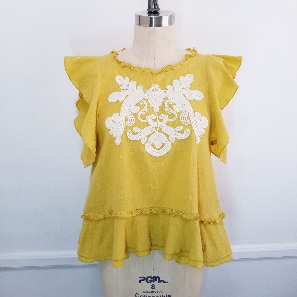 THML | Embroidery Ruffle Peplum Top L